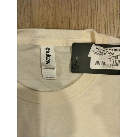 Women's Large tee-shirt NWT graphic religious t-shirt - Picture 3 of 4